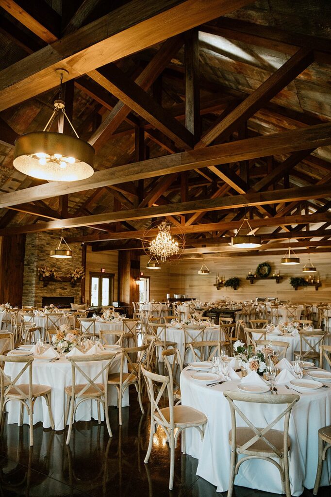 central florida wedding venue; Orlando barn wedding venue; barn wedding venue in Central Florida; Florida summer wedding